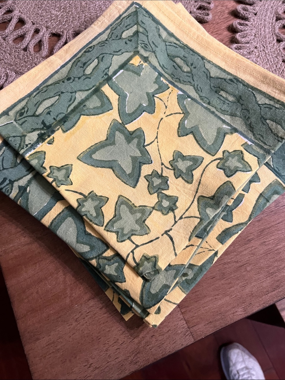 Green Floral Vine Cotton Napkins - Unbranded